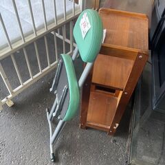 リサイクルショップどりーむ荒田店　No3922 イス　折りたたみ　簡易の画像