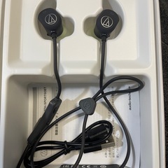 超美品　audio -technica  ATH-SPORT60BTの画像