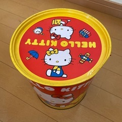超レア　ハローキティ　ブリキ缶の画像