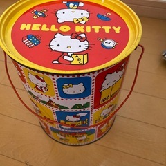 超レア　ハローキティ　ブリキ缶の画像