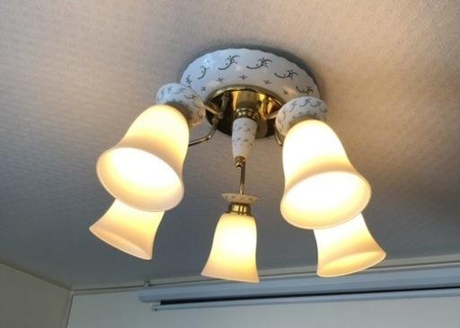 アンティーク オーヤマ照明 陶器 シャンデリア 照明 ライトランプ 小花