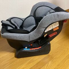 Bambino04チャイルドシート（シートベルトで後部座席に取り付けるタイプ）の画像