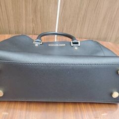 MICHAEL KORS　ブラックトートバッグの画像