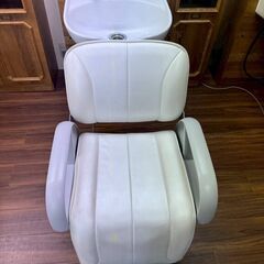 【最終値下げ】タカラベルモント イージィ白椅子｜1台8,000円｜7/14までの画像
