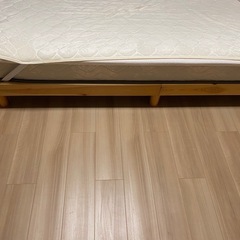 無料シングルベット、マットの画像