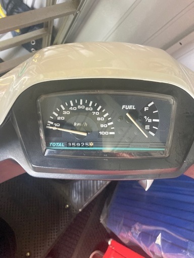 アドレスV100