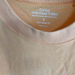 GUオレンジTシャツの画像