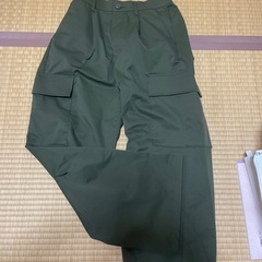 GRL カーキパンツの画像