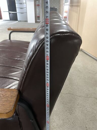 【良品】二人掛けソファー ブラウン系 木製肘掛け 単身サイズ 早い者勝ち 引取歓迎 配送OK