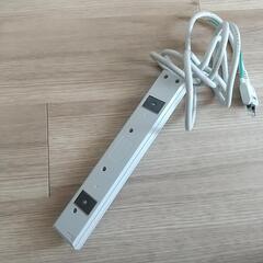 電源タップ　延長コード　7口　磁石付き　アース付きの画像