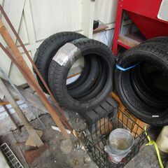 未使用タイヤの画像