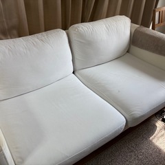 【急募】IKEA 2〜3人掛けソファ※値段交渉可 の画像