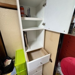 7/26までしっかりした白い棚の画像