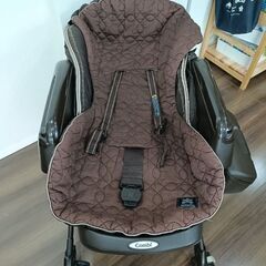 コンビ　電動ハイローチェアの画像