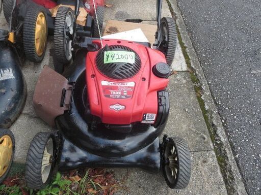 馬力ある！アメリカ製芝刈り機サイド排出