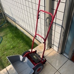 引き取り限定　芝刈り機中古