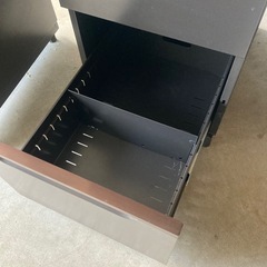 オフィス家具　デスク　袖机の画像