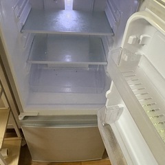 一人暮らし用冷蔵庫の画像