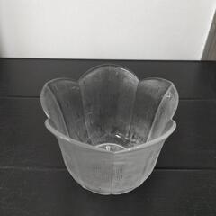 花型ガラス製ボウル/小鉢５個セットの画像