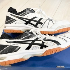 新品 asics バレーボールシューズ 25.5cm の画像