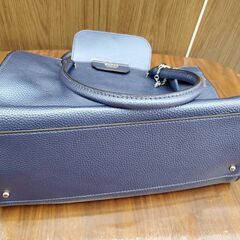 GUESS　トートバッグの画像