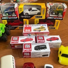 車おもちゃの画像