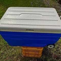 クーラーボックスです。