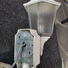 外灯(明るさセンサー付)の画像