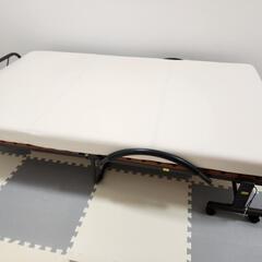 ベッドフレーム、マットレスの画像