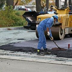 建築現場の解体、土木、造園、雑工経験者大歓迎！日給1万1000円以上！日払い可能！夜勤あり！！！！の画像
