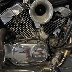 ヤマハのビラーゴ125です エンジンは250のエンジン(3DM)です。の画像