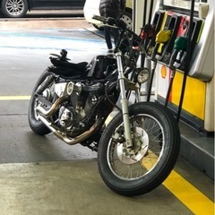 ヤマハのビラーゴ125です エンジンは250のエンジン(3DM)です。