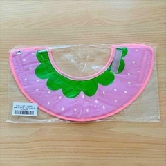 【新品】エリザベスカラー　Sサイズ　ソフトタイプ　キャンバス生地　イチゴ柄の画像