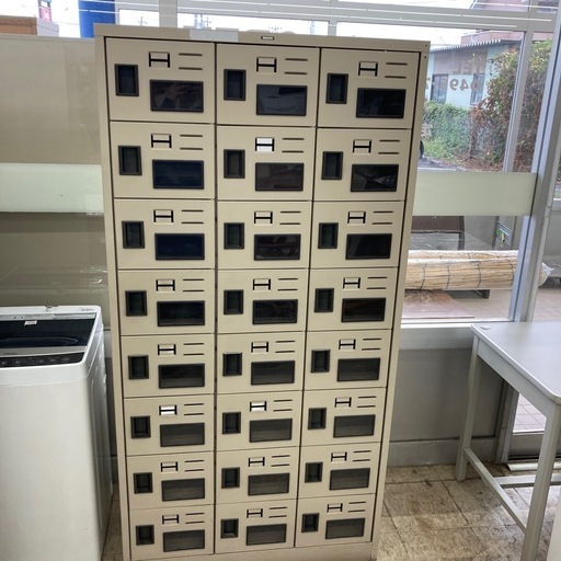 【ジモティー割引で最大15％OFF⭐️】  KOKUYO　靴箱　シューズケース　下駄箱　学校　オフィス