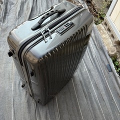 スーツケース　鍵なし　決まりましたの画像