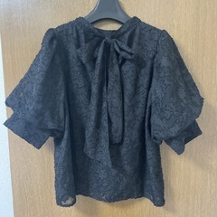 GRLの花柄ジャガードバッグリボンブラウスです☺️の画像