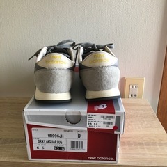 ニューバランス　スニーカー美品の画像