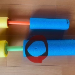 水の勢いがいい　水鉄砲の画像