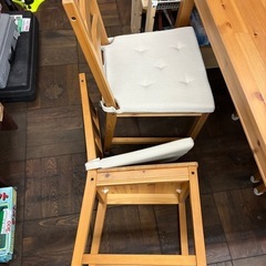 IKEA ダイニングテーブル&チェアーセット　座布団付きの画像