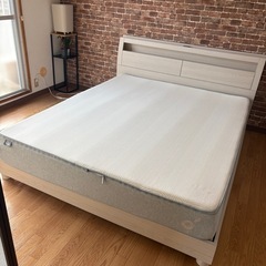 クィーンサイズ　コアラマットレス　　ニトリフレーム　セット
