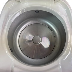 NO.2504【2024年製】美品 ZOJIRUSHI 象印 マイコン炊飯ジャー NL-BE05 3合炊き 家電 中古の画像