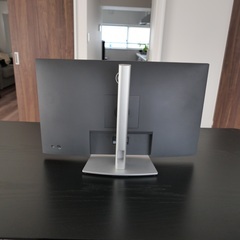 Dell P2721Qの27インチモニターの画像