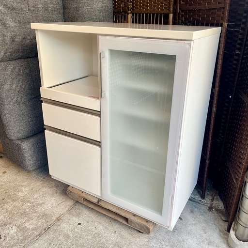 《売約済》【武蔵小山店】 レンジボード キッチン収納 家電収納 食器棚 スリムボード フロストガラス 白 ホワイト コンパクト収納 キッチンラック 電子レンジ台 炊飯器ラック 引き出し収納 キッチンワゴン 一人暮らし キッチンキャビネット