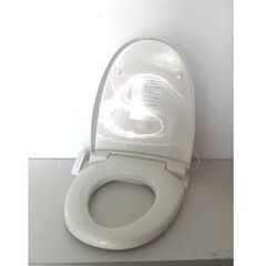 未使用 SANEI 前丸暖房便座 PW9042-I アイボリー ソフト閉止 前丸便座 暖房便座 サンエイ 札幌市 屯田店の画像