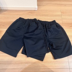 体操服　半ズボン2枚セット　150センチ　Bサイズの画像