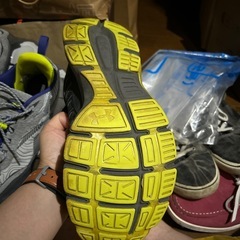 Under Armour ランニングシューズ ブラック/ サイズ26.5の画像