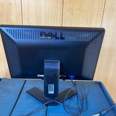 3000円→2500円に値下げしました。　Dell Pパソコンモニター　1913S 19インチモニター 本体（中古）の画像