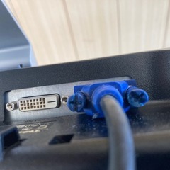 3000円→2500円に値下げしました。　Dell Pパソコンモニター　1913S 19インチモニター 本体（中古）の画像