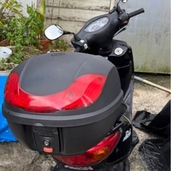 アクシストリート125ccバイクの画像