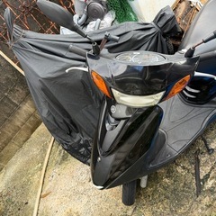 アクシストリート125ccバイクの画像